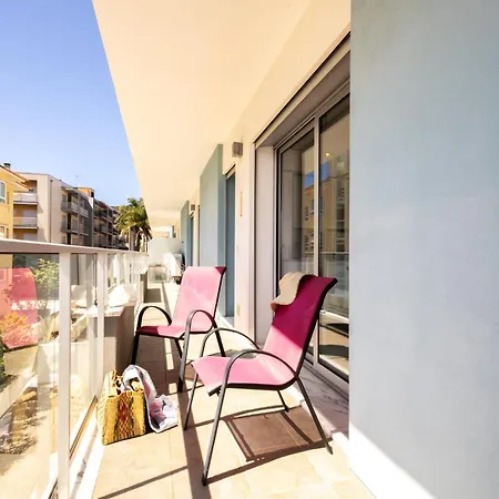 Sunrise T2 - By Smarthomes דירה *
